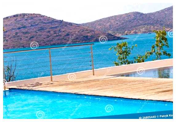 Где голубая вода в Греции