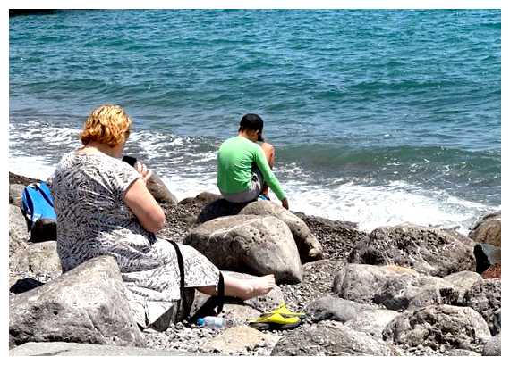 Где самое теплое море в июне