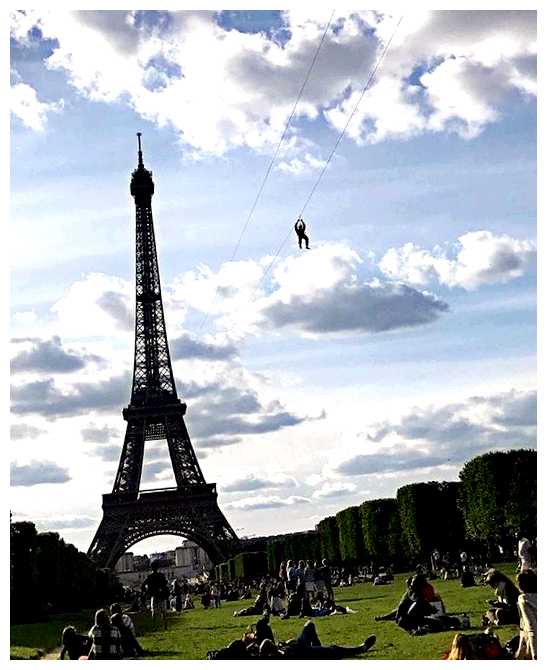 Где в Париже опасно