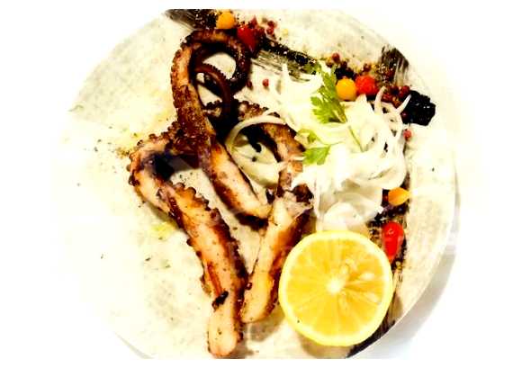 Какая еда популярна в Греции