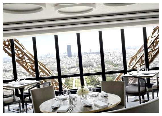 Куда сходить в Париже необычные места