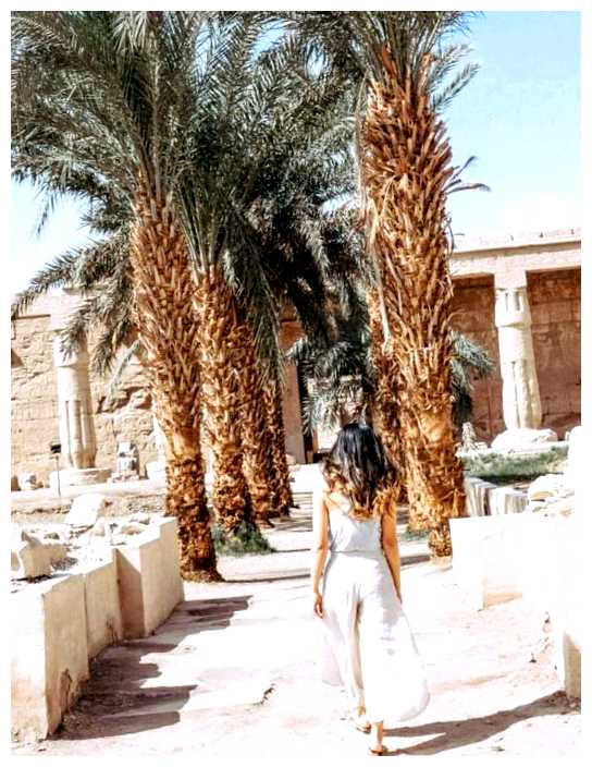 Можно ли ходить в шортах в Египте