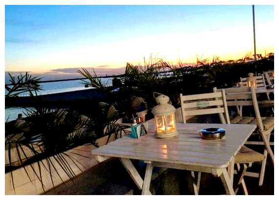 Можно ли курить на набережной