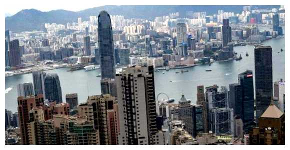 Можно ли в Испании ходить без футболки