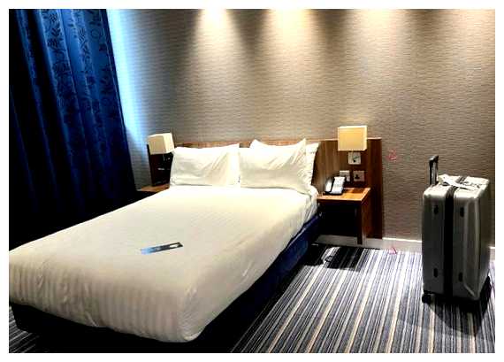 В какое время года дешевле всего ехать в Англию