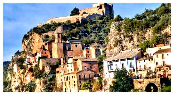 В каком месяце лучше всего отдыхать в Испании