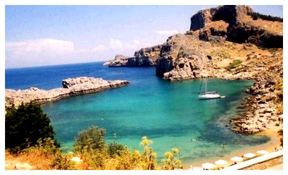 Какое море лучше в Греции